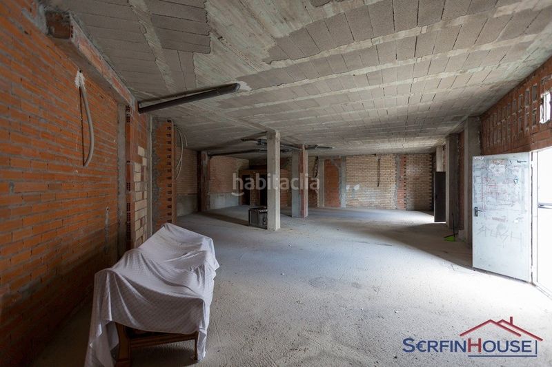 Foto 685331d0-f579-4ac3-87b5-d59c3fb13478. Local comercial a calle eguilior 1 a Santoña