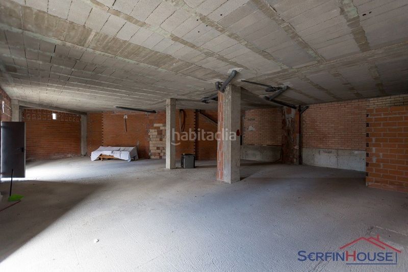 Foto f61ad21d-dc52-4b53-a55c-51b9aacaed9e. Local comercial a calle eguilior 1 a Santoña