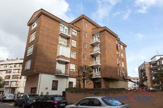 Location Appartement  Calle alejandro sierra