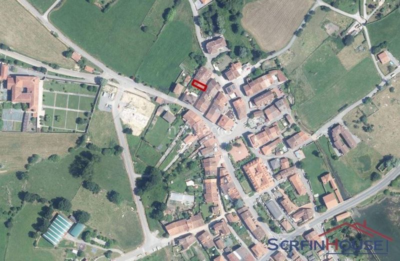 Foto 5a8a1263-e3cb-4b3b-8da1-105a35133624. Casa pareada encantadora casa montañesa de piedra a reformar , entre naturaleza y costa. en Escalante