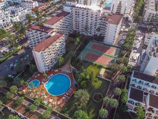 Loft a Avenida santiago puig 4. Loft reformado en el corazón de playa de las américas