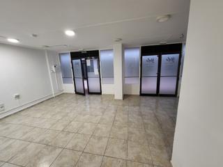 Lloguer Local Comercial a Calle boston 4. Bajo comercial en el centro de los cristianos, complejo summerla