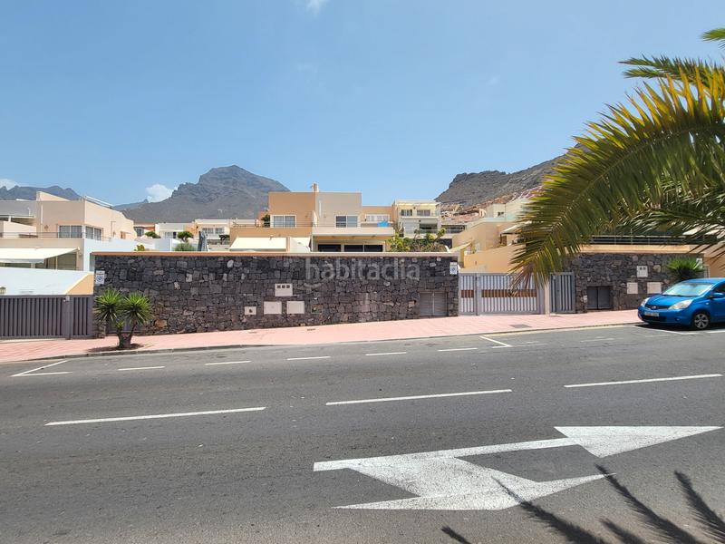 Foto 5a70ee19-ec0d-44b0-b145-8e5c155740f5. Chalet triplex pareado en costa con vistas al atlántico en Adeje