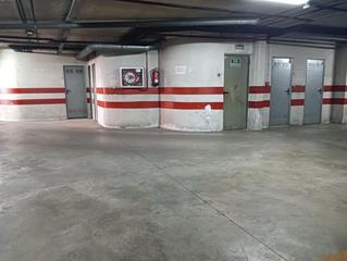 Aparcament cotxe  Calle rosalas. Cochera en san lorenzo!!