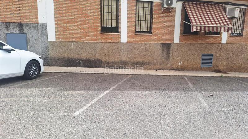 Foto deb2aab9-6c1d-445c-bb26-1be86cfee2f6. Piso luminoso piso con ascensor, terraza y plaza de aparcamiento en fátima !! en Córdoba