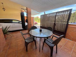 Chalet in Victoria (La). Chalet adosado en la victoria, córdoba!!