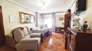Appartement à Campo de la Verdad - Miraflores. Piso reformado de 3 dormitorios en campo la verdad !!