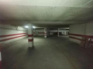 Aparcament cotxe a Calle agustín moreno 38. Plaza de parking en zona muy demandada !!