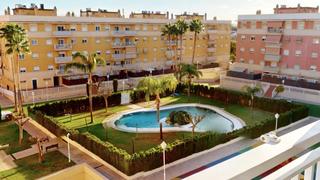 Pis a Arroyo del Moro - Noreña. Piso vpo con cochera, trastero, piscina comunitaria y parque inf