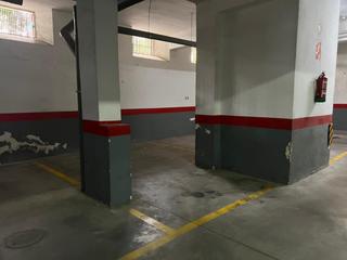 Miete Autoparkplatz in Ciudad Jardín - Zoco. Alquiler con opcion a compra de parking en calle don lope de sos