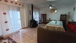 Rent Flat in Obejo. Piso en alquiler de larga duracion en cerro muriano de tres habi