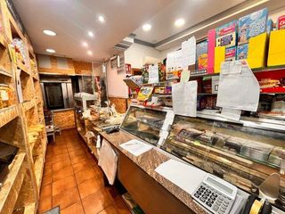 Local Comercial a Poniente-Norte - Miralbaida - Parque Azahara. Local en parque azahara!!