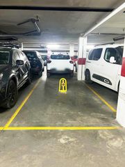 Aparcament cotxe a Sector Sur