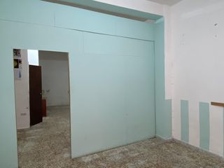 Local Comercial  Pasaje escritor pérez de rivas. Local comercial junto a la facultad de derecho !!