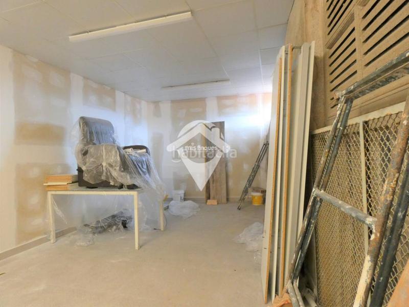 Foto 4a4f6fb3-eb8c-407e-a3b7-0e7ba8265a47. Capannone industriale in Gràcia Sabadell