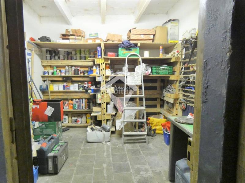 Foto a0c2eff0-5874-43ee-9b20-a42860dfbee8. Capannone industriale in Gràcia Sabadell