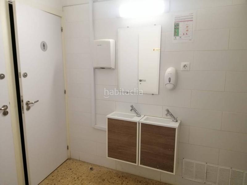 Foto 6da2cd76-f04e-42d0-9151-1f18d235e70e. Local comercial a Can Deu Sabadell