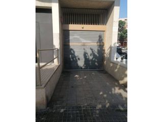 Rent Car parking  Via alexandra. Plaza de parquing para moto en alquiler !!