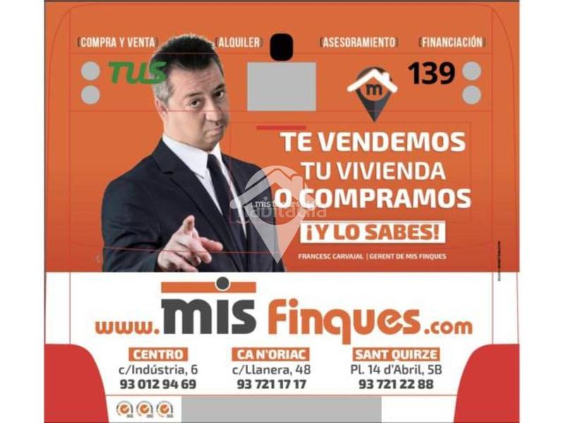 Foto d4474def-4e6d-463e-8b35-9ead61ba63d6. Autoparkplatz in Centre Sant Quirze del Vallès