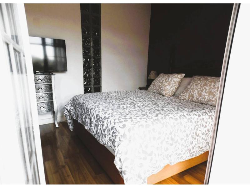 Foto 775f95d9-97eb-4a6f-9aa4-4a8123c04128. Casa amb calefacció aparcament piscina a Centre Sant Quirze del Vallès