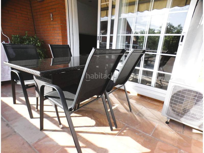 Foto 83b64b38-c4d6-4570-a625-d0dc4006bd4c. Casa amb calefacció aparcament piscina a Centre Sant Quirze del Vallès