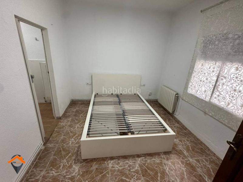 Foto 03f35131-da54-4965-be6a-8a8a8b3124ca. Casa  en planta baja con patio y junto parc del nord en Sabadell