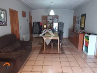 Pis  Priorat. Finca solo dos vecinos al lado avda matadepera