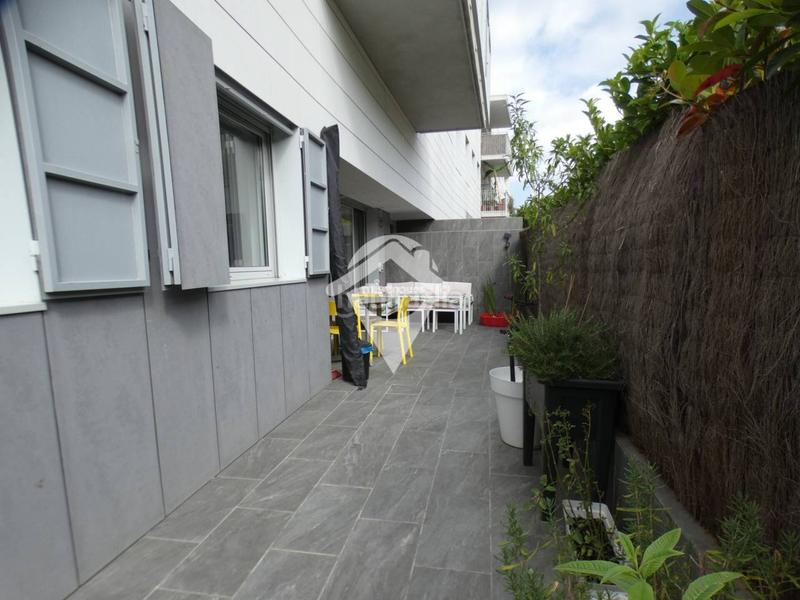 Foto 20375889-dd27-4481-8856-b7ce8a7e38d9. Pis amb calefacció aparcament piscina a Can Gambús Sabadell