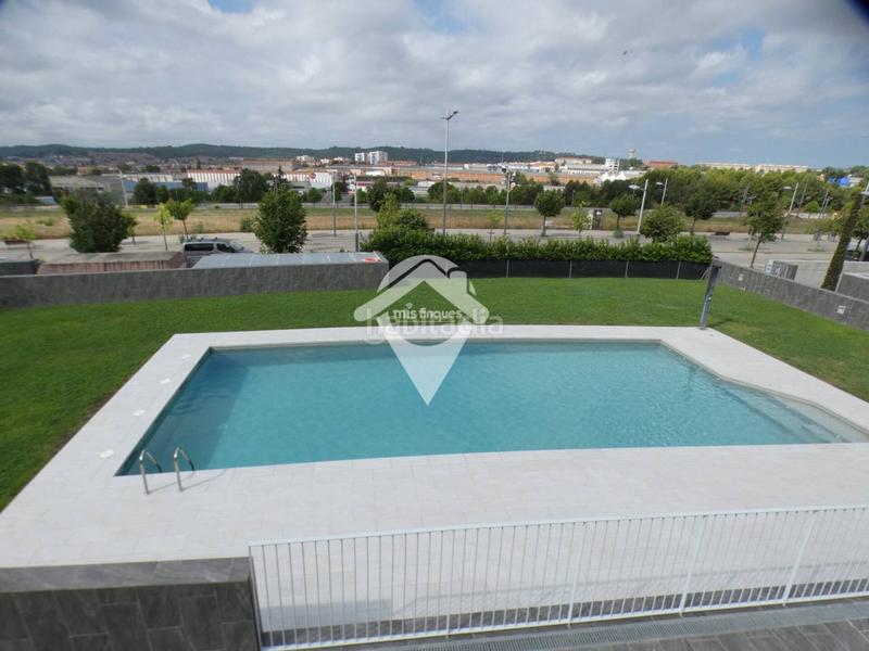 Foto 700422af-b07d-4672-8348-0a42d1725cc4. Pis amb calefacció aparcament piscina a Can Gambús Sabadell