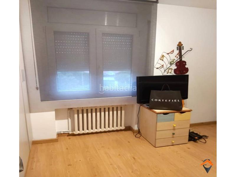 Foto 5dcef422-1503-4d44-a596-6bc2e9839de5. Casa amb calefacció aparcament piscina a Can Serra Barberà del Vallès