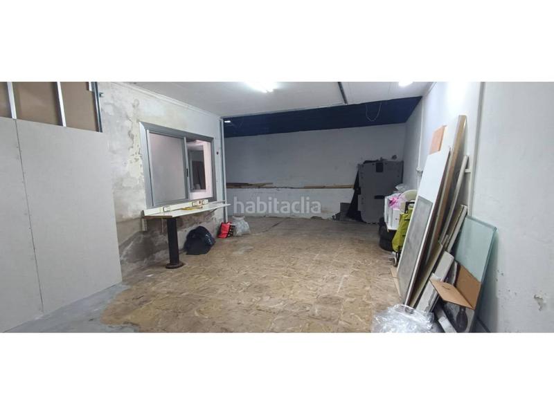 Foto 7baa396f-a4cb-41a9-b983-7afad20bea34. Local comercial local diafano posibilidad de cambio de uso!! en Sabadell