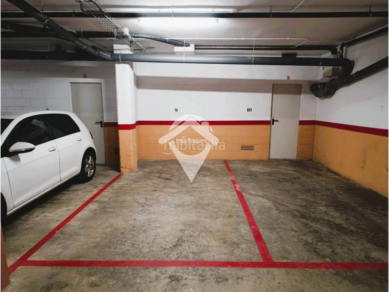 Foto 15267604-7b94-483a-9564-a852b7828964. Autoparkplatz in Mas Duran Sant Quirze del Vallès