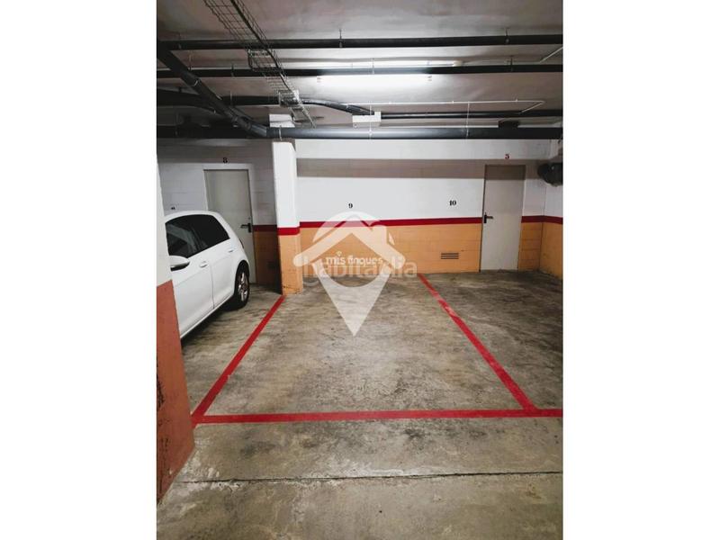 Foto 7fa327b2-6383-4e5e-aebb-4ba7efabdd15. Autoparkplatz in Mas Duran Sant Quirze del Vallès