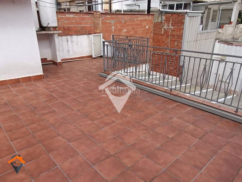 Foto 626dc159-6a9f-4bc9-a803-20b55c044e01. Casa  para reformar, ideal 2 familias en Ca n'Oriac Sabadell
