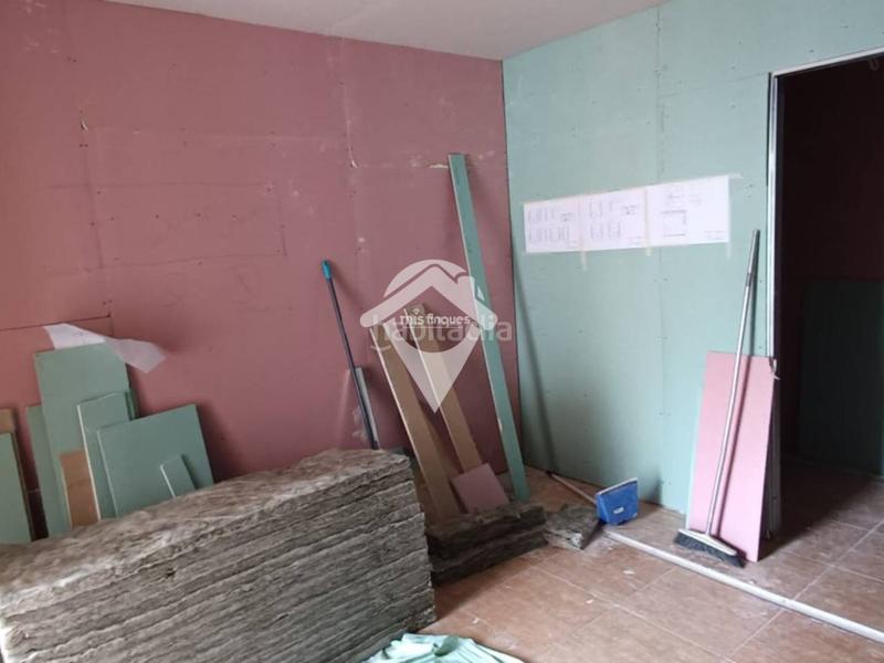 Foto ec644f4f-1ffd-4a92-a74f-475e03a9622b. Casa  para reformar, ideal 2 familias en Ca n'Oriac Sabadell