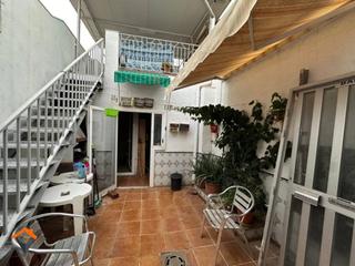 Etagenwohnung  Alcubierre. Planta baja con entrada independiente con patio de 20m2!!
