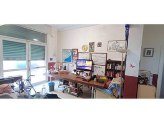 Local Comercial  Príncep de viana. Una inversion unica, local cantonero  sotano