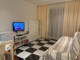 Pis  Calle berguedà. Oportunidad en la zona con balcon!!!