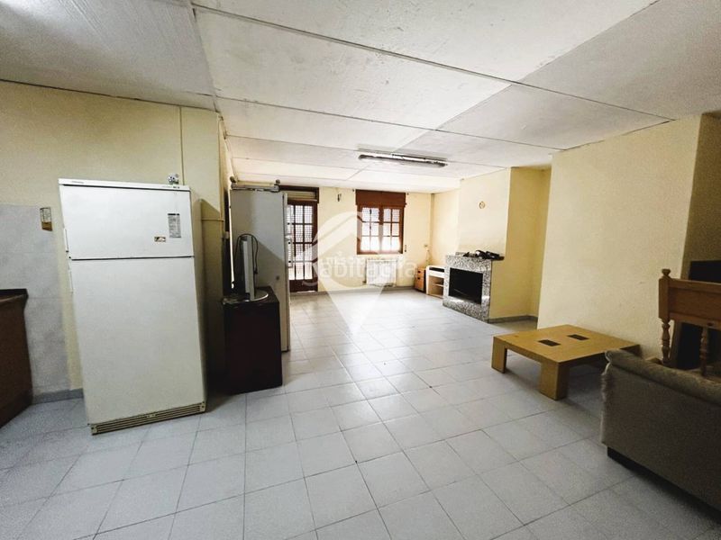 Foto 80a83c9b-6ea1-4d5a-9588-275b107e6ec0. Casa amb calefacció aparcament a Les Arenes - La Grípia - Can Montllor Terrassa