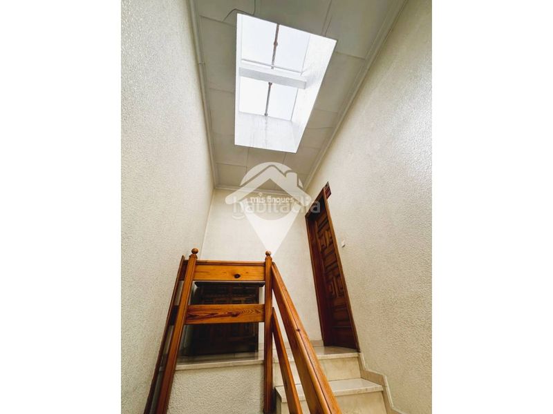 Foto a26834d6-588f-413c-86a1-0fd9bf1c12f3. Casa amb calefacció aparcament a Les Arenes - La Grípia - Can Montllor Terrassa