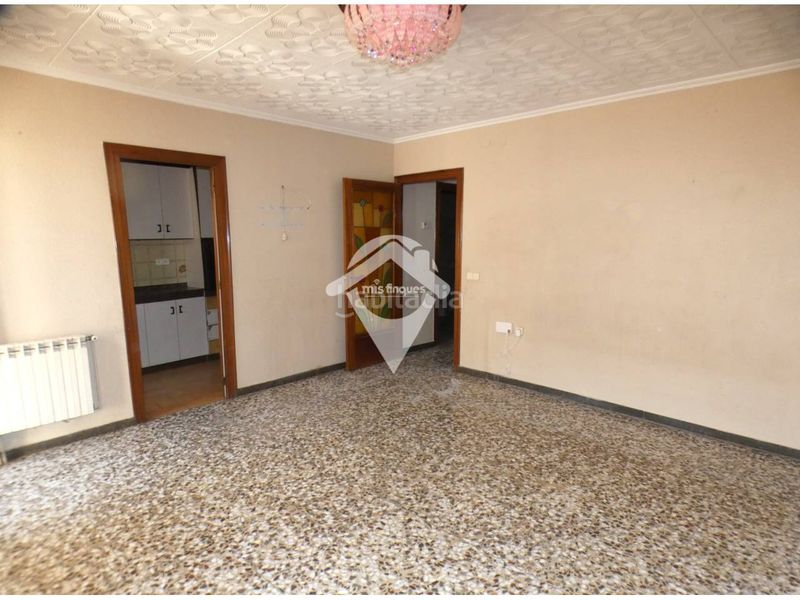 Foto cdc5919d-a18a-4b64-b30e-fbee25596015. Casa amb calefacció aparcament a Les Arenes - La Grípia - Can Montllor Terrassa