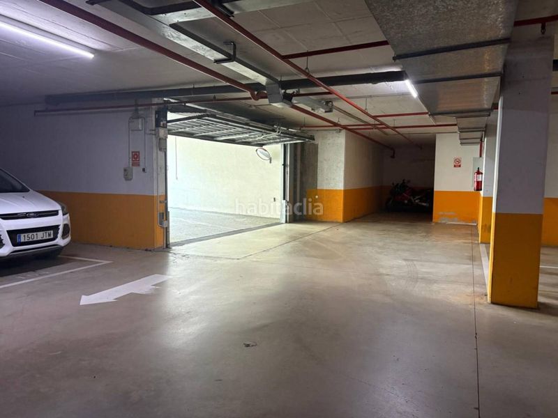 Foto e5ea20ed-94ab-401b-9380-979883fcafba. Car parking in Can Llong Sabadell