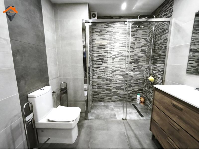 Foto 45612115-a2bd-43b0-879c-db260a888e53. Pis amb calefacció aparcament a Centre Sabadell