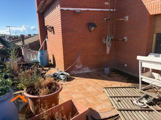 Zweistöckige Wohnung  Calle arenys de mar. Dúplex en venta en sentmenat con amplia terraza y patio con solo