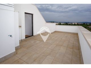 Duplex  Avenida pau casals. Duplex con terraza y balcon obra nueva acabada en venta en sant
