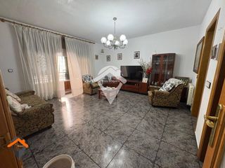 Pis  Calle bonaigua. Gran piso con balcon y ascensor junto avenida matadeperasabadell