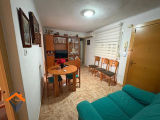 Pis  Calle garrigues. Oportunidad!!! piso de 2 habitaciones antes 3 reformado y con as