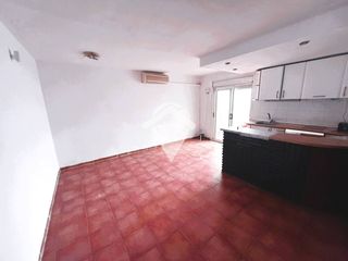 Etagenwohnung  Paseo doctor moragas. Acogedor apartamento en pleno centro de barbera del valles