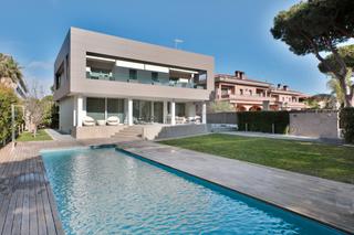 Casa a Gava Mar. Casa de lujo en segunda línea de mar