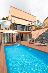 Xalet a Montmar. Vivienda familiar con jardín, piscina y 5 dormitorios
